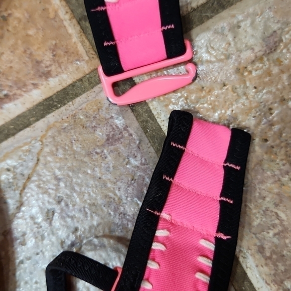 Victoria's secret the fabulous bikini top size 32C great condition - Picture 5 of 8